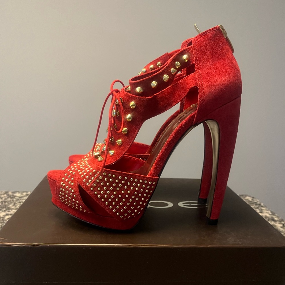 New with box Bebe Red/gold studded heels